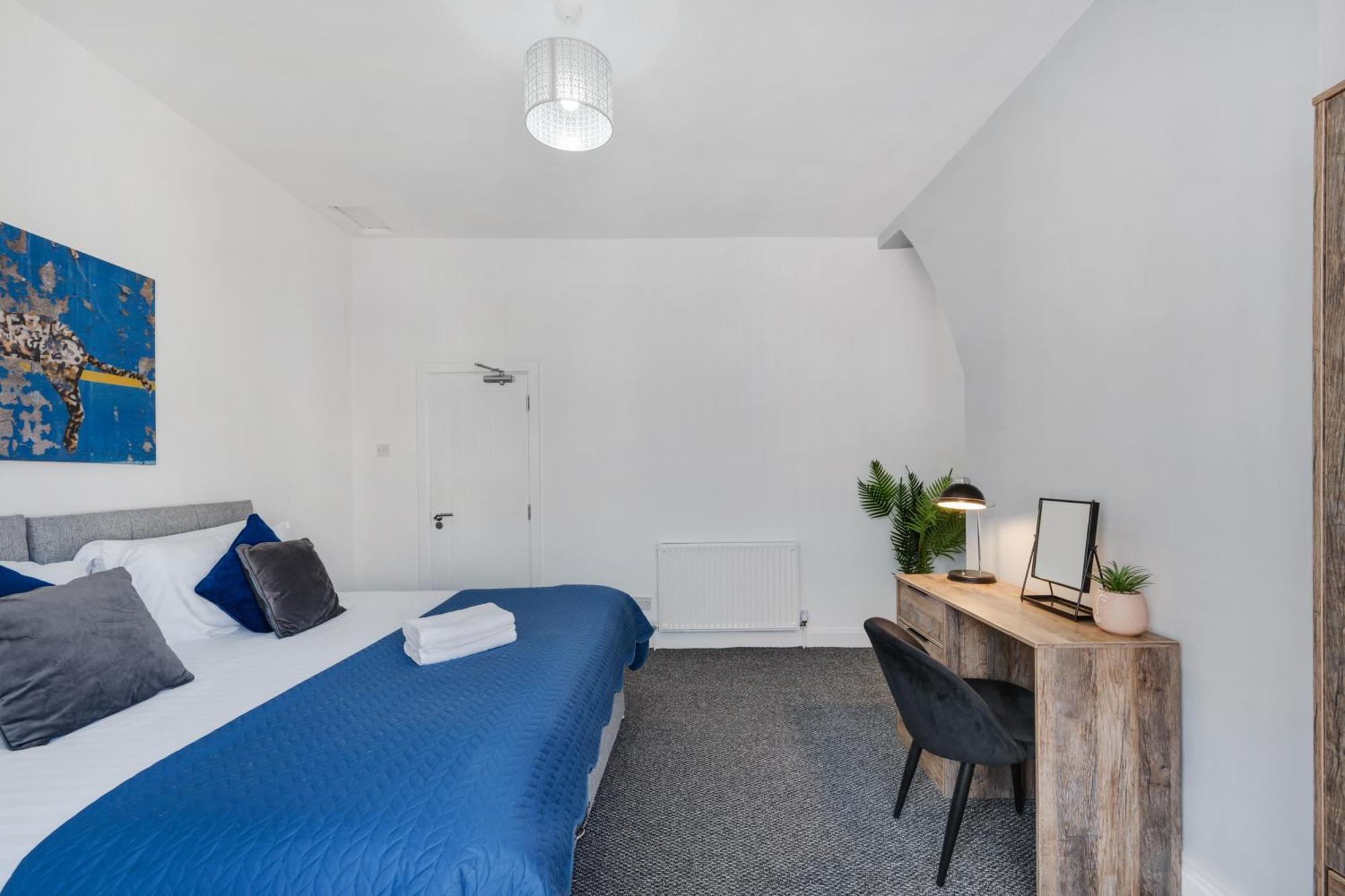 Cameron House - Air Host & Holiday home *