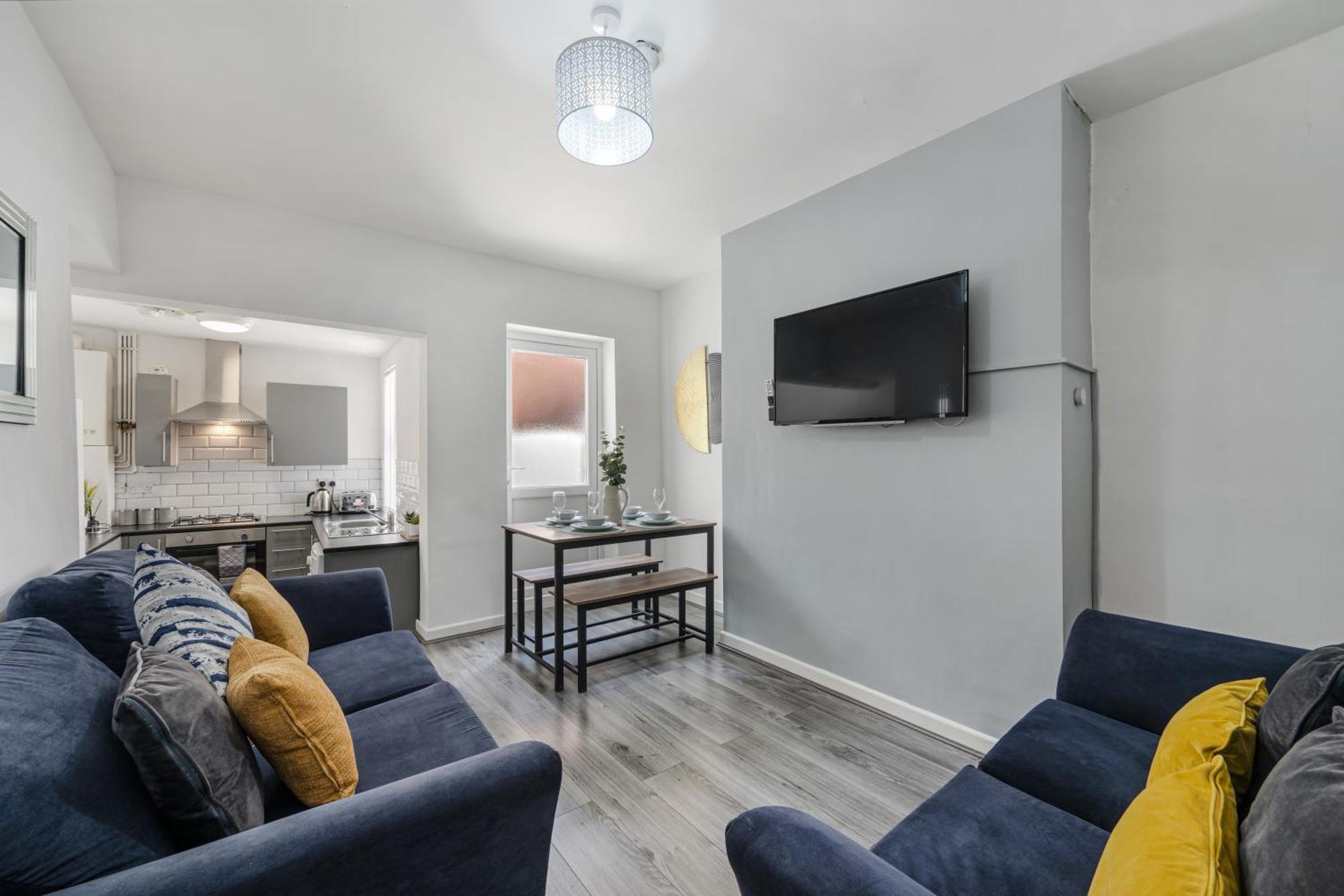 Holiday home Cameron House - Air Host &
